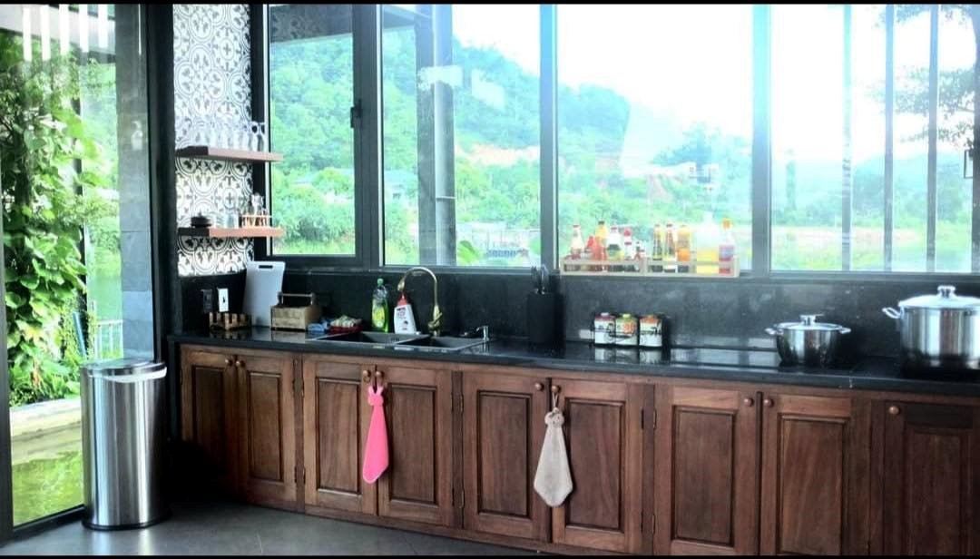 review Island House Sóc Sơn